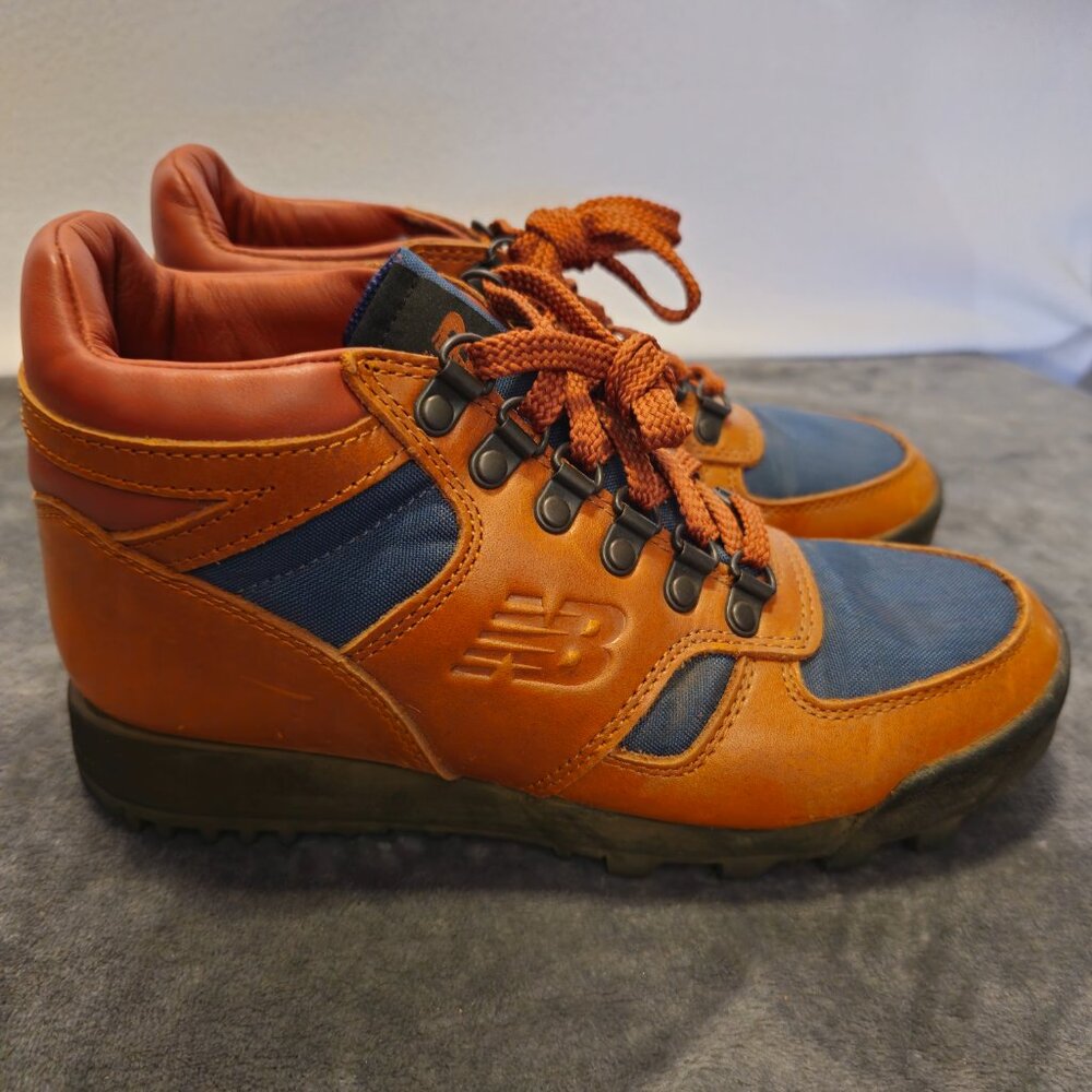 New Balance Brown & Navy Rainier Boots - Picture 4 of 7